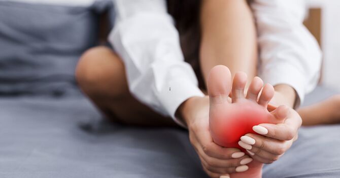 Struggling With Flat Feet? How Orthotics Can Relieve Pain and Improve Mobility